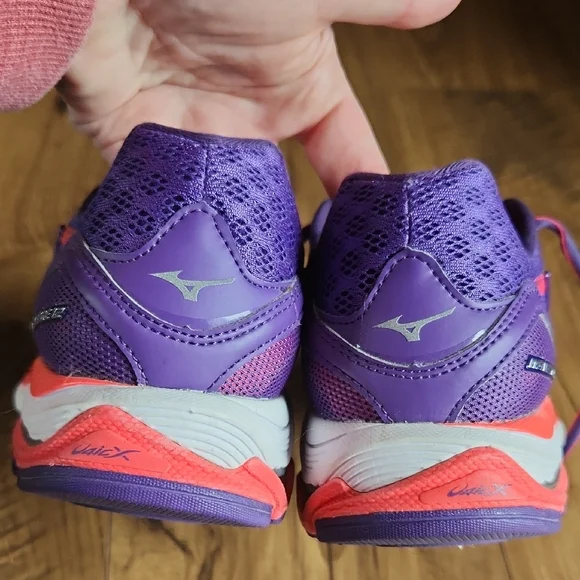 Mizuno Women's Athletic Shoes in Purple and Coral - Picture 4 of 5